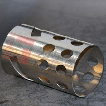    三卡盘激光切管机