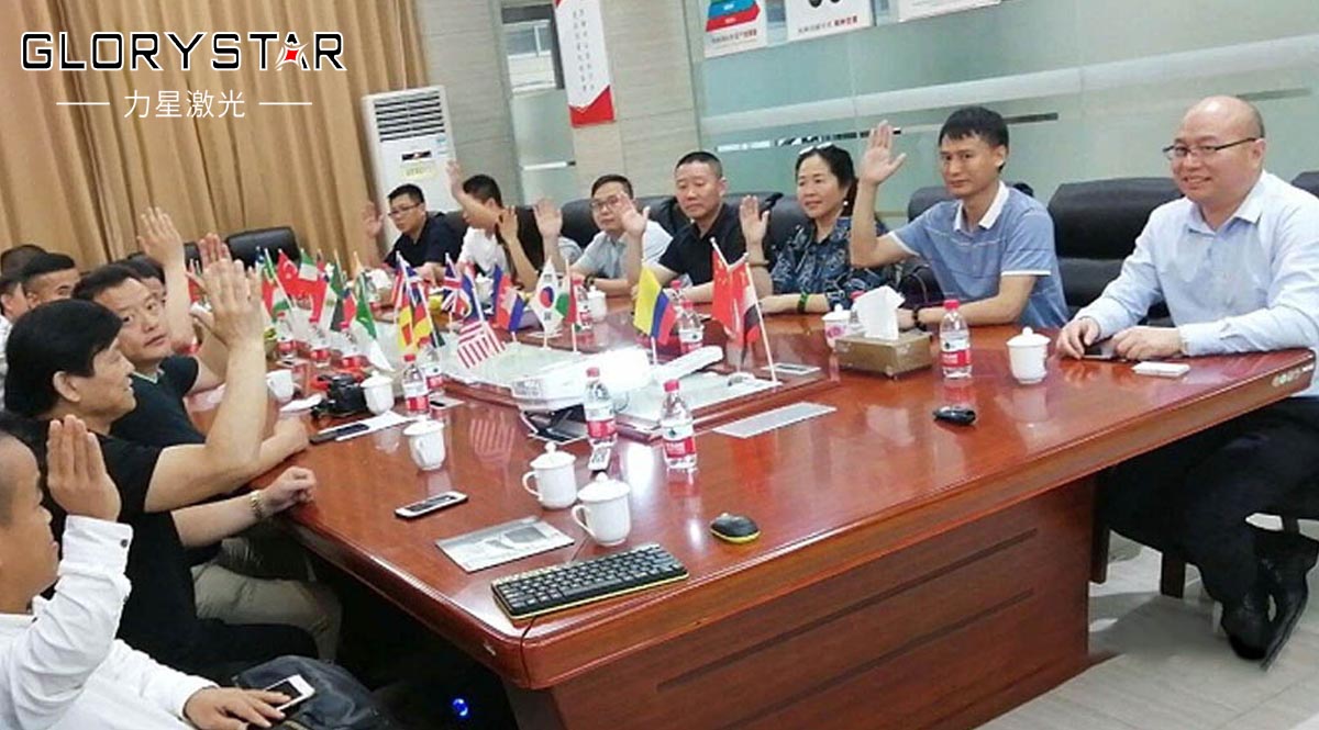 东莞市南阳商会理事会成员走访名誉会长企业力星激光