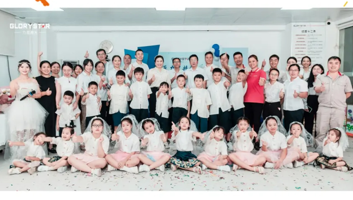 “星二代”结营啦，力星激光关怀与关爱常在！